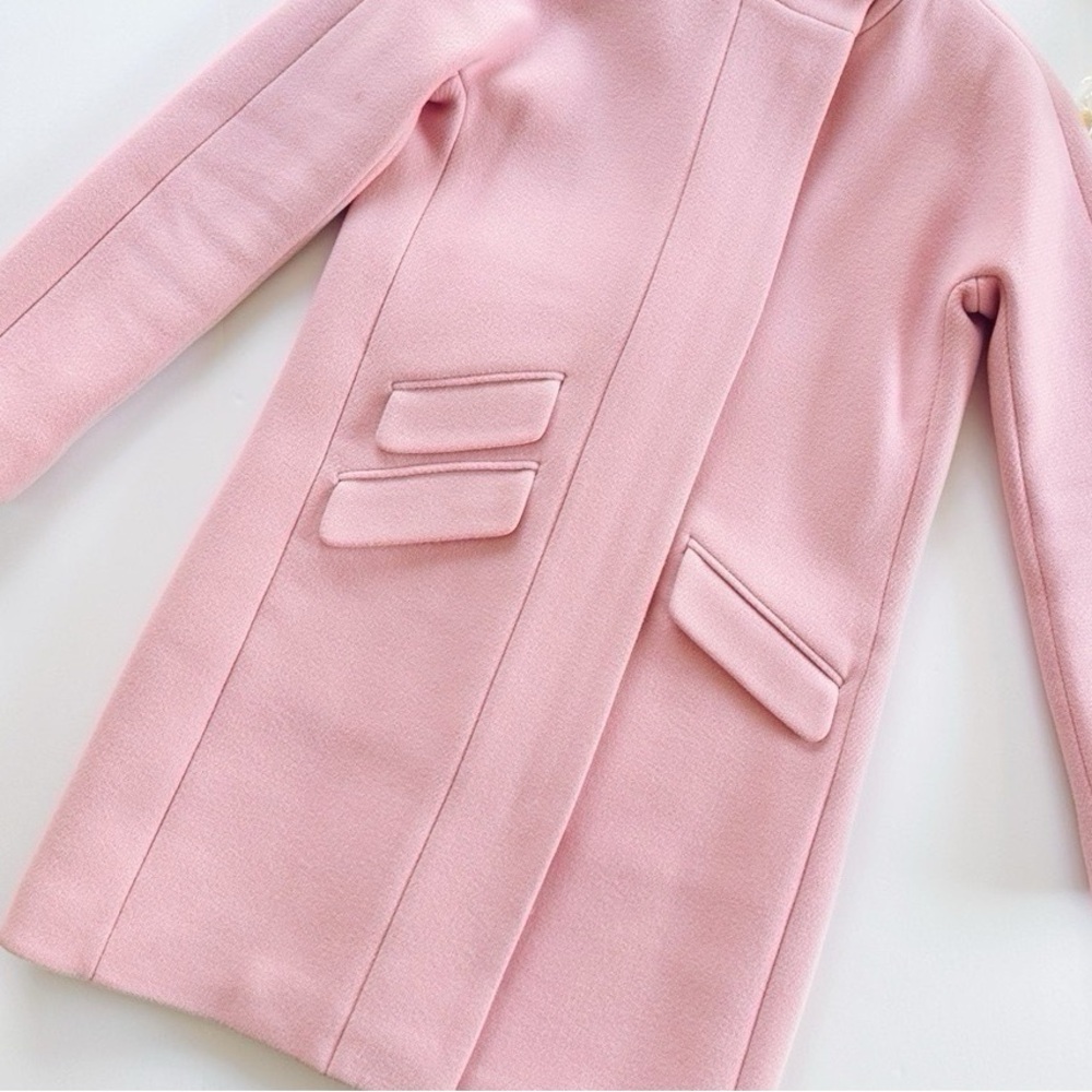 Elegant Pink Women's Coat